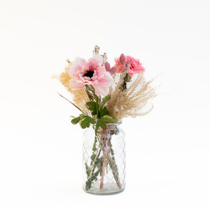 Letterbox Soft Pink | Dried & Silk Flowers in soft pink & natural colors | 35cm length