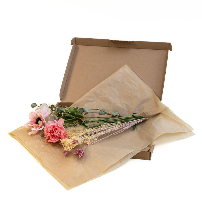 Letterbox Soft Pink | Dried & Silk Flowers in soft pink & natural colors | 35cm length