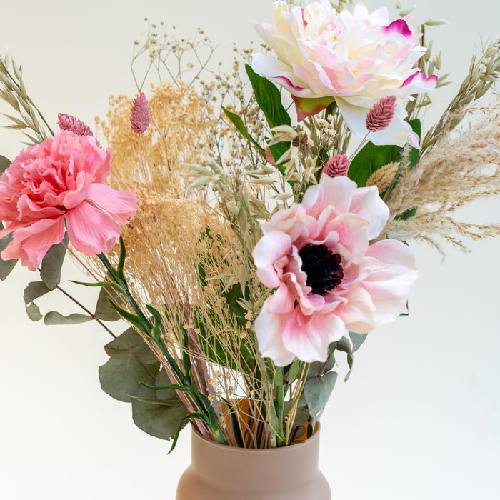 Bouquet Lovely with Dried & Silk Flowers in pink & natural colors | 55cm length